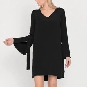 Cuyana Silk Dress V-Neck Bell Sleeve in Black sz Small